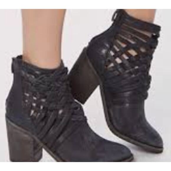 Free People Black Leather Carrera Woven Leather Boots sz 41 EU / 10 US - Picture 2 of 6